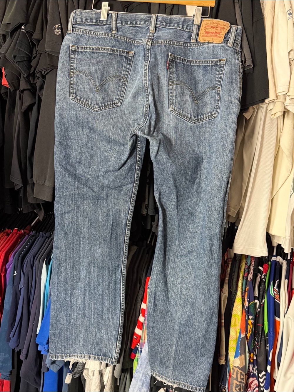 Levis 505 Jeans Men’s 38x30 Medium Wash Blue Straight Fit Grunge Y2K 00s Skater